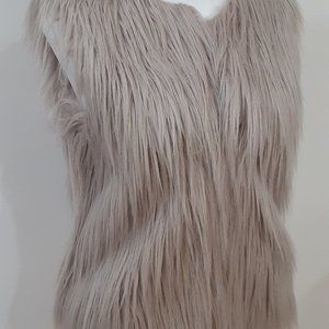 faux fur vest stylish BCBG MaxAzria